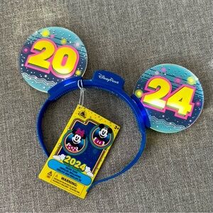 Disney Parks 2024 Light Up Ears Headband